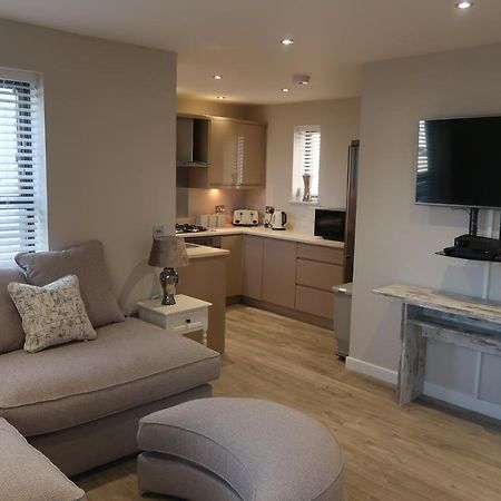3 The Mews Montpellier Villa Cheltenham Dış mekan fotoğraf