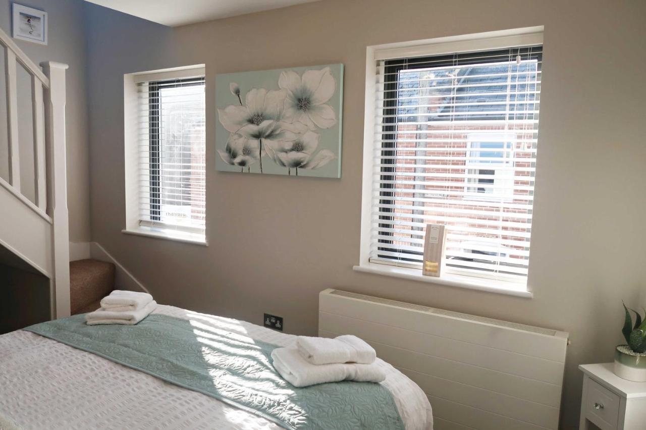 3 The Mews Montpellier Villa Cheltenham Dış mekan fotoğraf